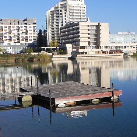 Garni Hotel Junior Bratislava Dış mekan fotoğraf