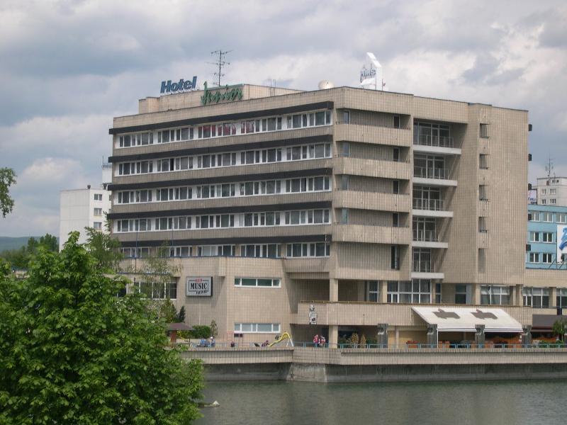 Garni Hotel Junior Bratislava Dış mekan fotoğraf