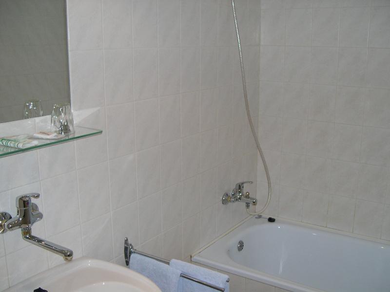 Garni Hotel Junior Bratislava Dış mekan fotoğraf